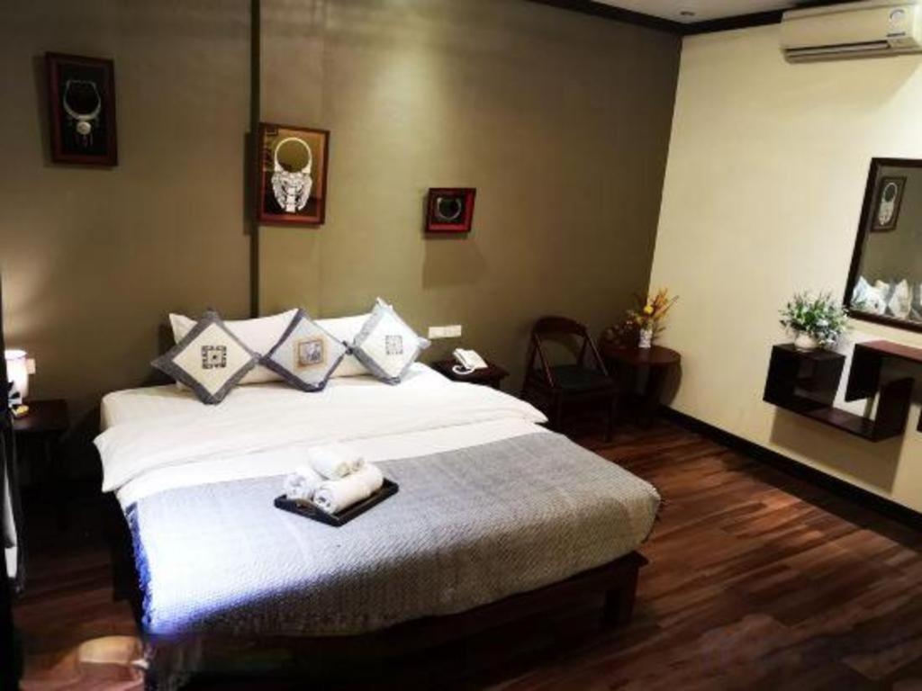 Phonethip Plaza Hotel Виентиане Екстериор снимка