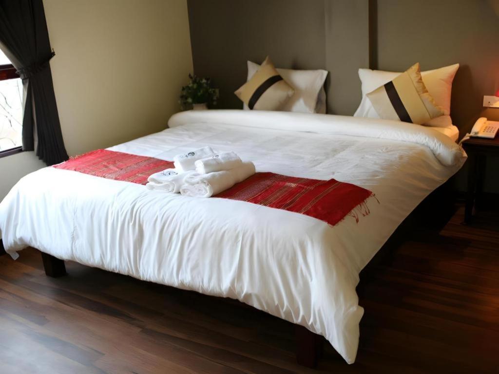 Phonethip Plaza Hotel Виентиане Екстериор снимка