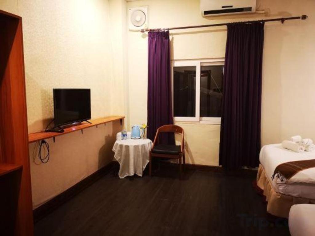 Phonethip Plaza Hotel Виентиане Екстериор снимка