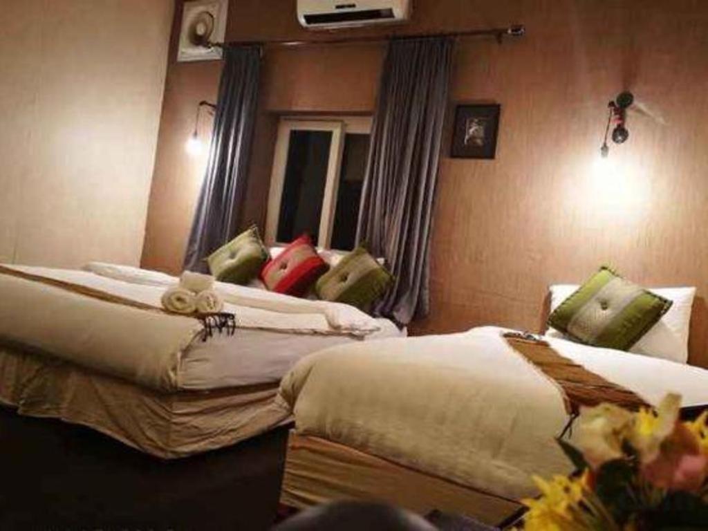 Phonethip Plaza Hotel Виентиане Екстериор снимка